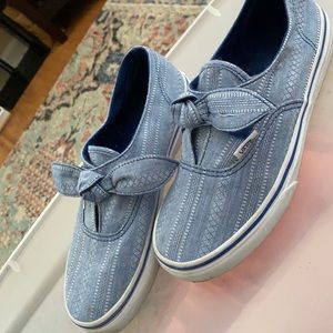Vans slip on shoes Sz 4